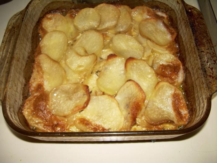 Layered potatis för alla tillfällen: tre matlagningsmöjligheter