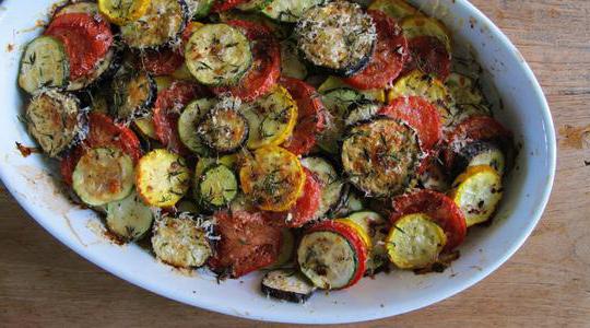Gryta från aubergine och zucchini: de enklaste och snabbaste recepten