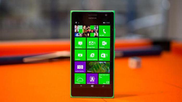 Smartphone Nokia Lumia 735: recension, beskrivning, funktioner och recensioner av ägarna