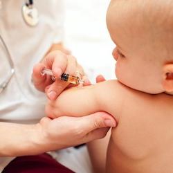 Vad används det pneumokockvaccinet för och vilka komplikationer orsakar det?